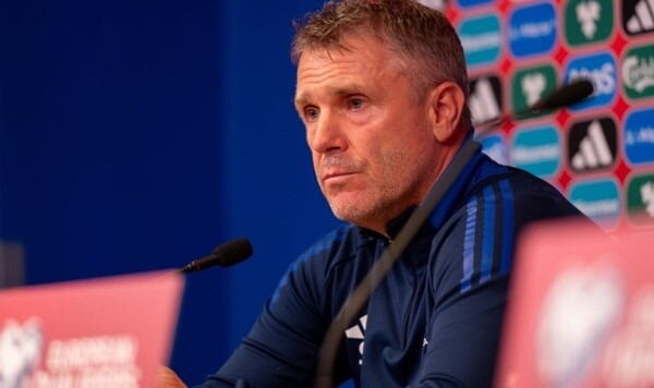 Исландии, Реброву, Украины, Сергея, Лаугардалсвеллур