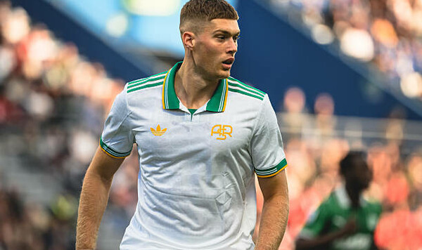 Рома назвала цену на Довбика. Его хочет участник ЛЧ и легендарный клуб Довбик, Артем, Ромы