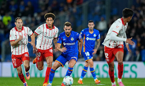 Последнее место в Ла Лиге. Жирона с Ванатом и Цыганковым уступила Хетафе Жирона, Мартин, Майораль, Хетафе, Стуани