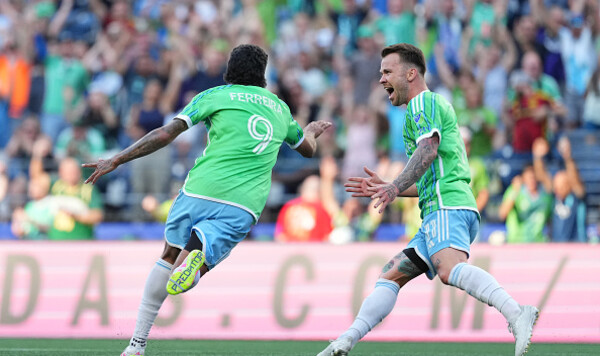 Варгас, Саундерс, Миннесота, Сиэтл, Юнайтед