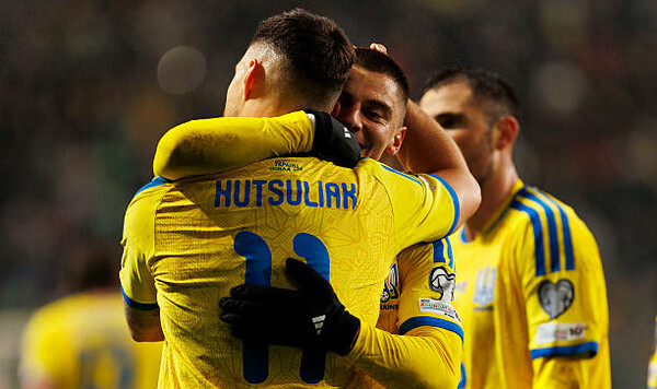 Дулуб назвал важный фактор, который поможет сборной Украины одолеть Швецию Швеции, Украины, Исландии, Дулуб