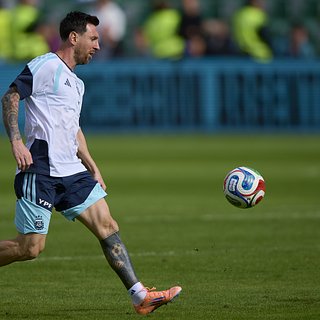 Месси установил исторический рекорд по результативным действиям Интер, Майами, Пари, Жермен