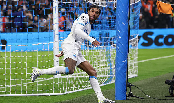 Ньюкасл снова пострадал от Обамеянга, ставшего рекордсменом ЛЧ 2025/26 Обамеянг, Ньюкасл, Эмерик, Марсель, Лиги