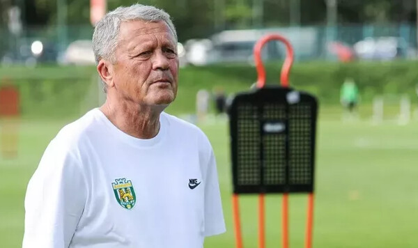 Шахтер, Шемрок, Роверс, Дублине, Лиги