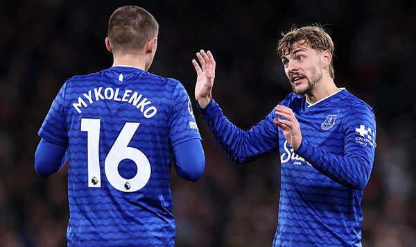 Миколенко сыграет? Эвертон опубликовал состав на матч АПЛ против Ньюкасла Эвертон, Ньюкасл, Виталий, Миколенко