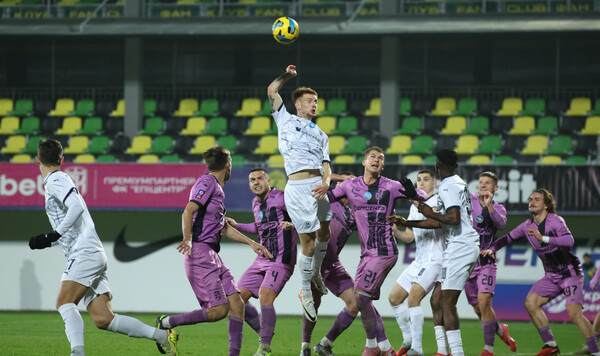 Металлист, Эпицентр, Играли