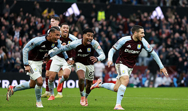 Гол на 90+5. Астон Вилла дожала Арсенал в конце матча АПЛ Вилле, Арсенал, Троссард, Мартинес, Англии