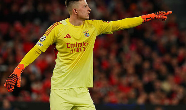 13-й в сезоне и 51-й за Бенфику. Трубин снова сохранил свои ворота Бенфику, Трубин