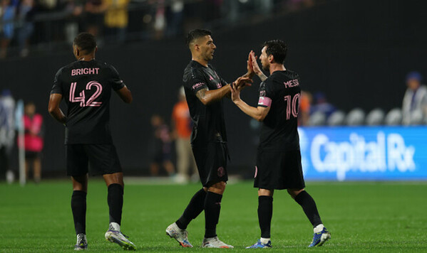 Легендарный нападающий Барселоны близок к подписанию контракта с Майами Майами, Интер, Суарес, Лионель