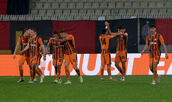 Шахтер, Барселона, Реал, Бавария