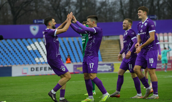 Известно, кого хочет подписать ЛНЗ после переходов Твердохлеба и Микитишина Украины, Твердохлеба, Премьер, Егора