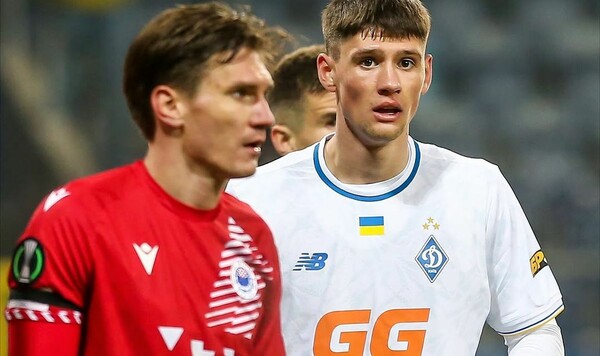 Динамо, Бленуце, Владислав