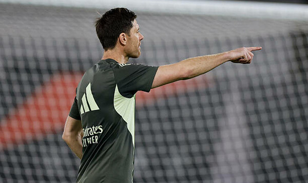 Алонсо нашел виновных в поражении Реала от Барсы и выгонит футболиста Асенсио, Реал, Барсы, Рауля, Хаби