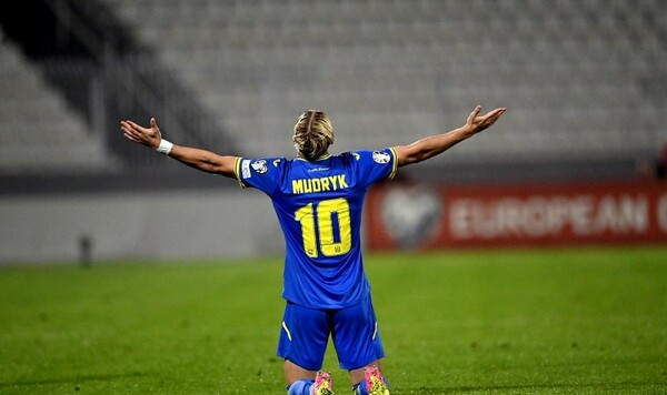 От Мудрика ждут возвращения в сборную. Он сменит клуб – есть два варианта Мудрик, Михаил, Челси