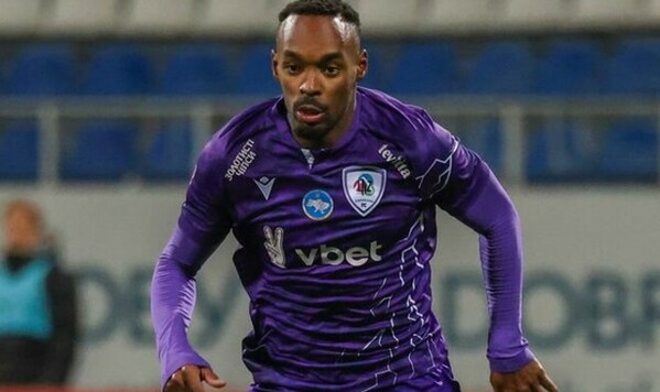 Эйнел, Словакии, Премьер, Украинской