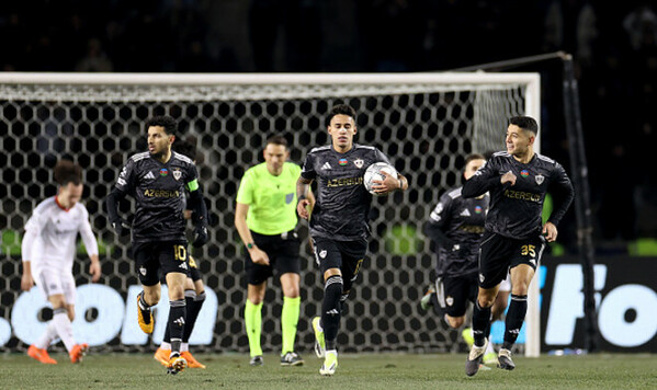 Президент Азербайджана обвинил УЕФА после победы Карабаха Азербайджана, Сандро, Шерера, Айнтрахтом, Алиев