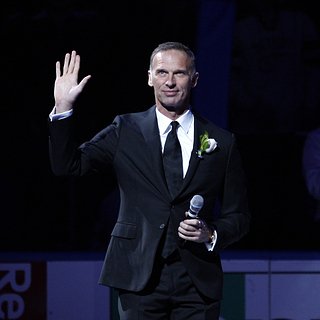 Блаттер, Гашек, Венесуэле, Канаде