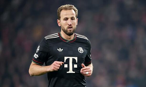 Баварии, Кейн, Суарес, Барселона, Роналду