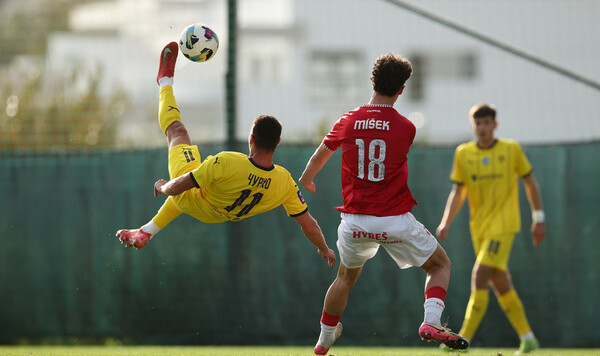 Металлист, Монреаль, Лосенко