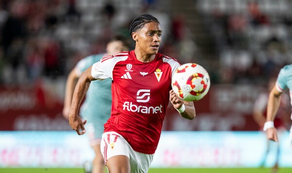 Рохас, Transfermarkt, Эпицентр, Карлос