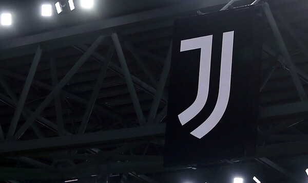 Баварии, Ювентуса, Сити, Швеции, Эмиль