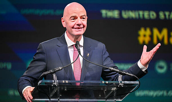 Украины, Инфантино, Джанни, Матвей