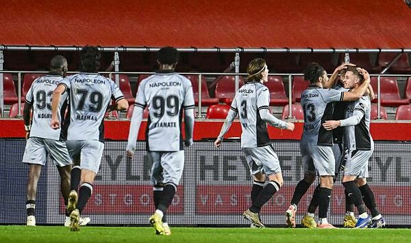 Сикан вышел на замену. Андерлехт разгромил Антверпен и вышел в финал Кубка Бельгии, Андерлехт, Кубка, Антверпен