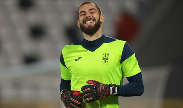 Ермаков, Украины, Худжамов, Рустам