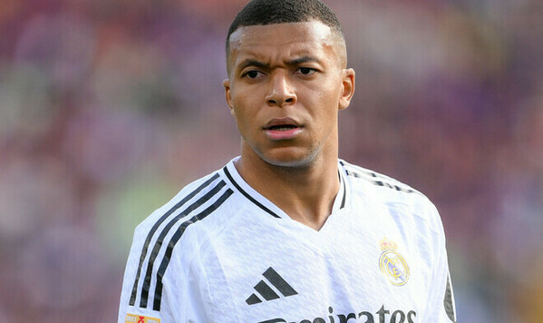 Назван самый быстрый футболист в ЛЧ: Мбаппе сместили с первой строчки Сити, Тоттенхэма, Реала, Энтони, Манчестер