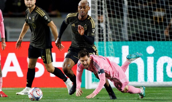 Юнайтед, Монреаля, Миннесота, Анджелес, Сити