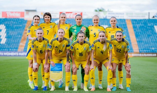 Ивкова, Гирин, Джеймс, Бивер, Джонс