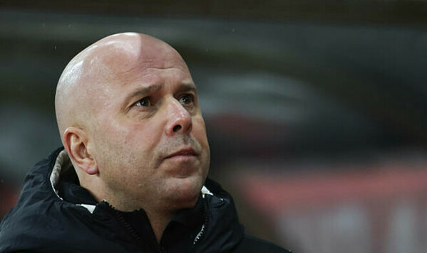 Арне, Слот, Вулверхэмптоном, Премьер