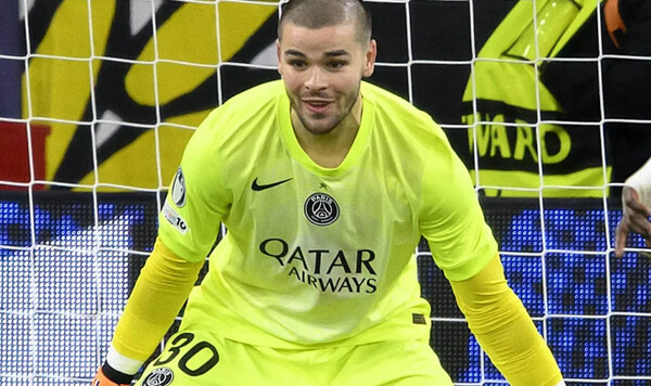 ПСЖ принял решение по Шевалье после уверенной игры Сафонова Шевалье, Сафонов, Марин, Париже, Ренато