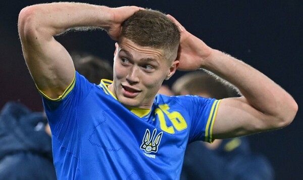 Довбик, Гасперини, Пьеро, Украины