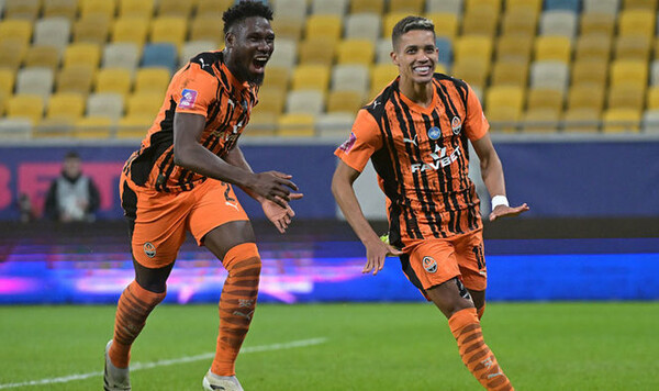 На грани потерь. Шахтер переиграл Металлист 1925 за счет пенальти Металлист, Педриньо, Шахтер, Силва, Львов