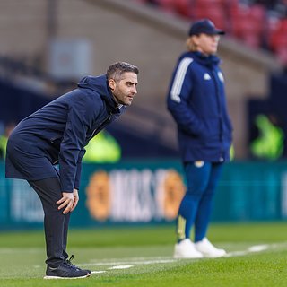 Тренера женской сборной Люксембурга уволили из-за непристойных сообщений футболисткам Люксембурга, Виктория, Баркова, Сантоса