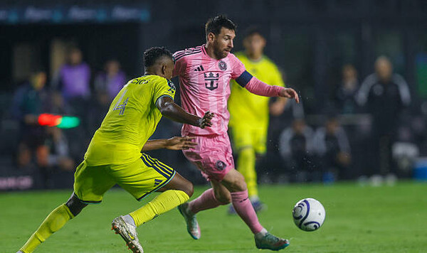 Месси, Лионеля, Динамо