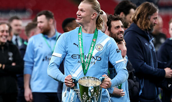 Холанд не забил и в 9-м финале. Кто является лучшим бомбардиром Ман Сити? Сити, Манчестер, Пепа, Холанд, Эрлинг