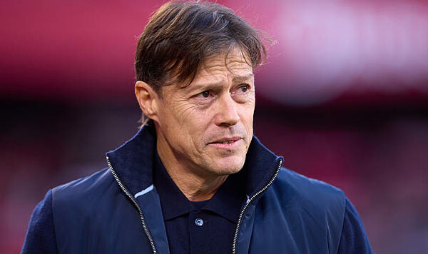 Лиги, Севилья, Алмейды, Матиаса