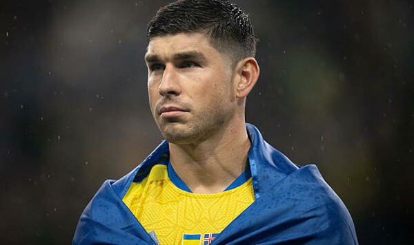 Руслан МАЛИНОВСКИЙ: «Это нападающий мирового уровня» Швеции, Украины, Исака