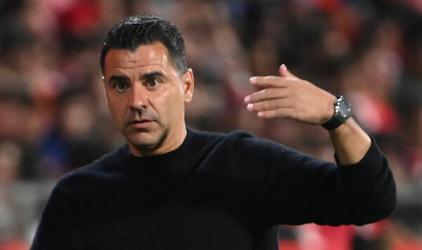 Мичел, Виктора, Жироны, Иногда