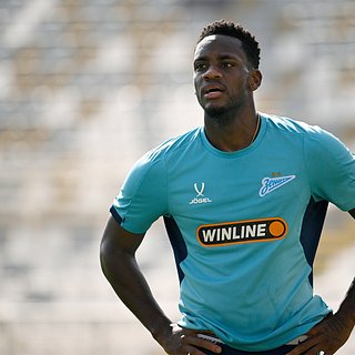 Иностранный футболист перешел в «Зенит» и подешевел на семь миллионов евро Зенит, Дуран, России, Краснодара, Батраковым