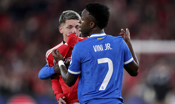 ОФИЦИАЛЬНО. УЕФА жестко оштрафовал Бенфику за беспорядки в матче с Реалом Бенфику, Реала, Лиги