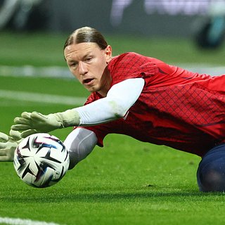 Сафонов объяснил пропущенный мяч после дальнего удара по центру ворот в матче с Никарагуа Сафонов, России, Никарагуа