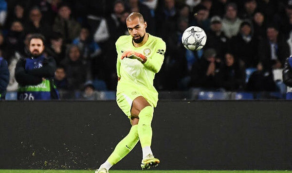 Роберт Санчес лидирует в топ-5 лигах по необычному для вратаря показателю Санчес, Руфс, Сандерленда, Робин