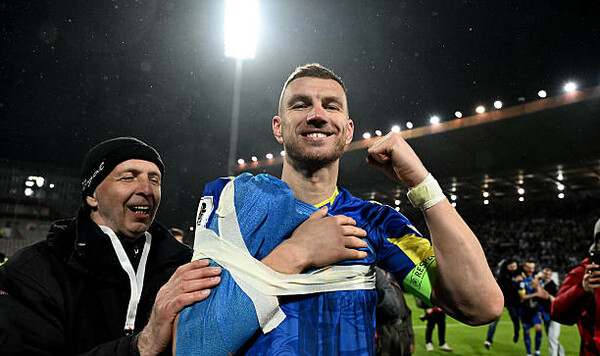 Хорошо, Джеко, Италии, Вместо