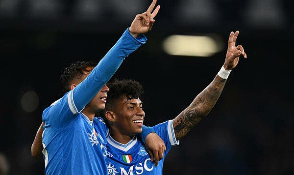 Наполи или Барселона. Кто первым проиграет на своем поле в чемпионате? Барселона, Серии, Наполи, Антонио, Конте