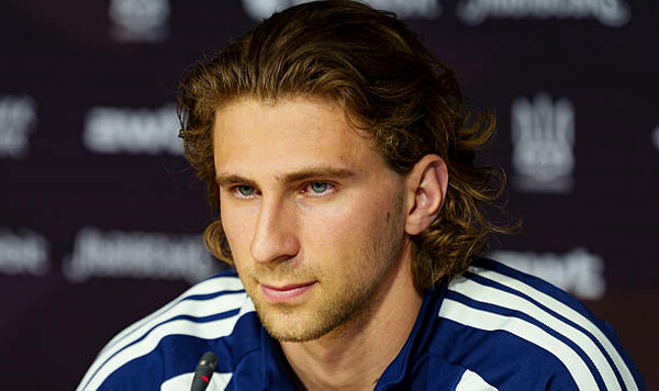 Во Франции сообщили, сыграет ли Забарный в Лиге чемпионов против Ливерпуля Ливерпуль, Забарный, Сафонов, Шеваье, Матвей