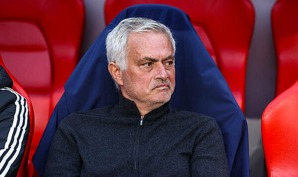 Ньюкасл, Моуриньо, Англисйкой, Португалии