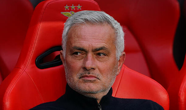 Бенфики, Моуриньо, Судакова, Украины, Кабрал